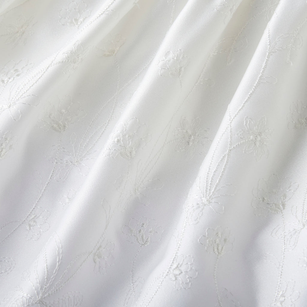 ROBE BLANCHE CHIC