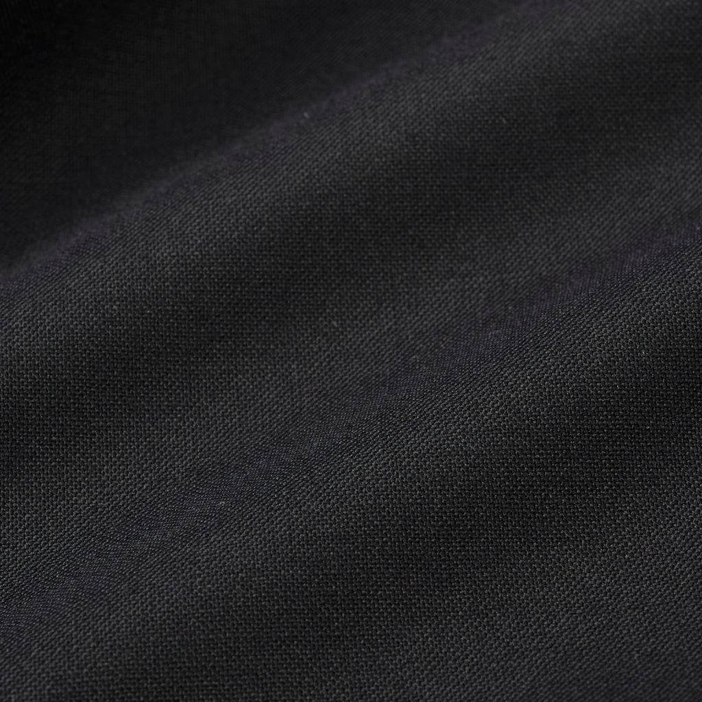 ROBE NOIRE PLISSÉE BRODERIES FLEURS