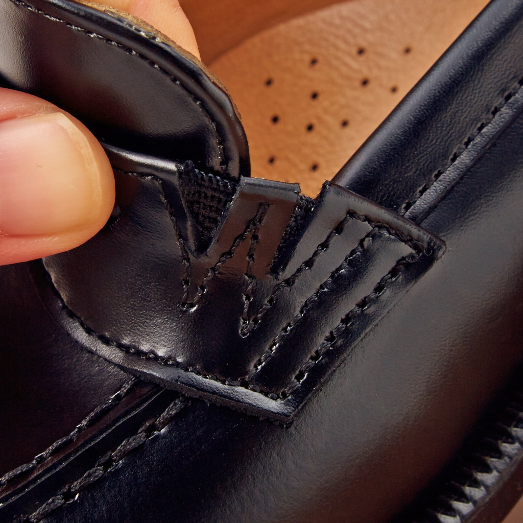 MOCASSINS NOIRS EN CUIR ENFANTS