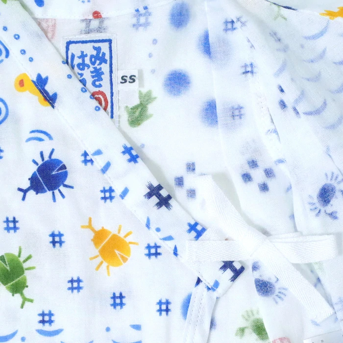 WHITE JINBEI WITH COLORFUL PATTERNS