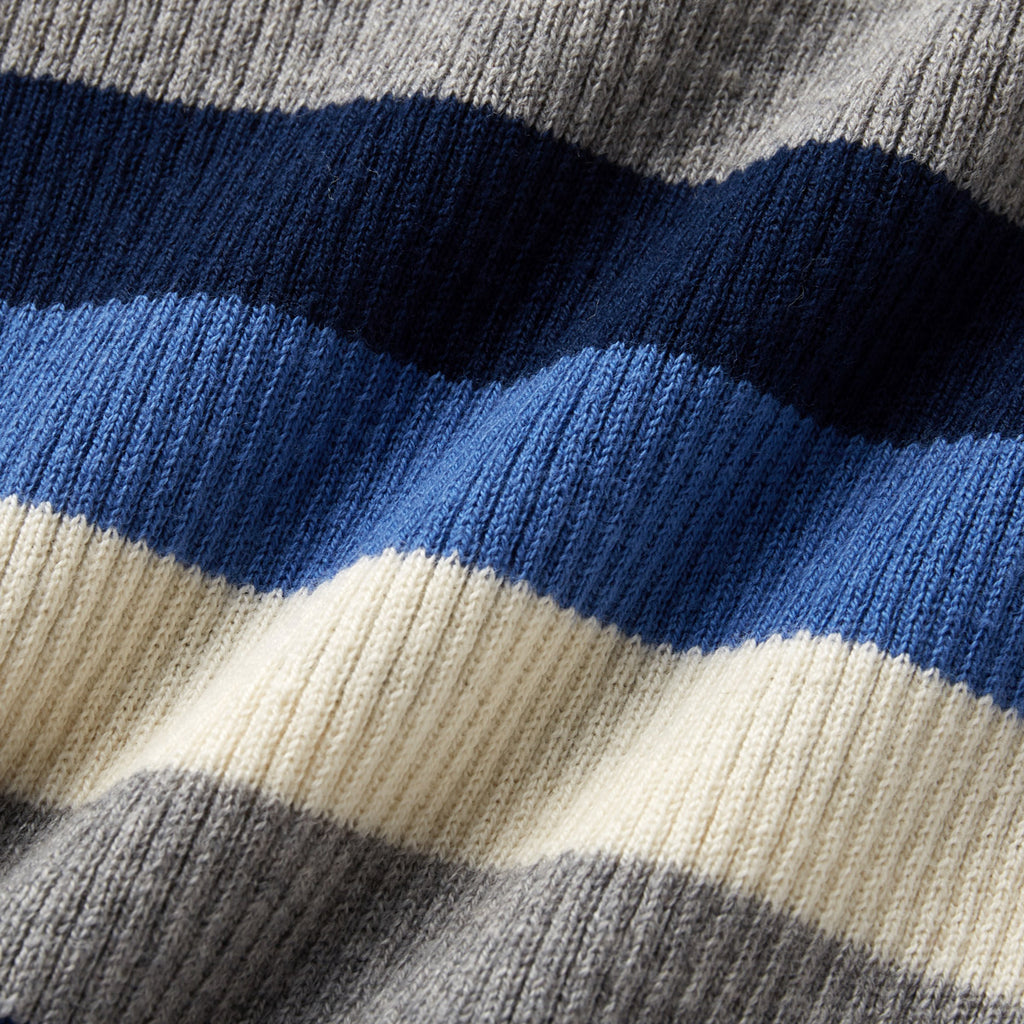 BLUE AND GRAY STRIPED TURTLENECK