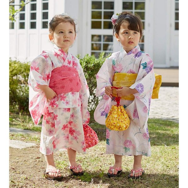 YUKATA EN COTON MOTIF FLEURS ROSE ET VIOLETTE